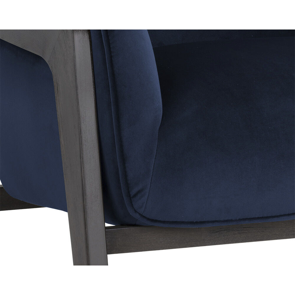 Maximus Metropolis Blue Lounge Chair